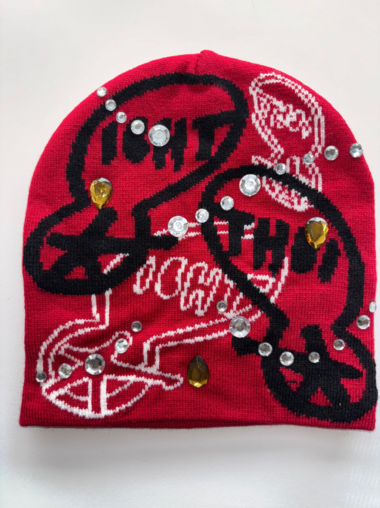 8ight beanie