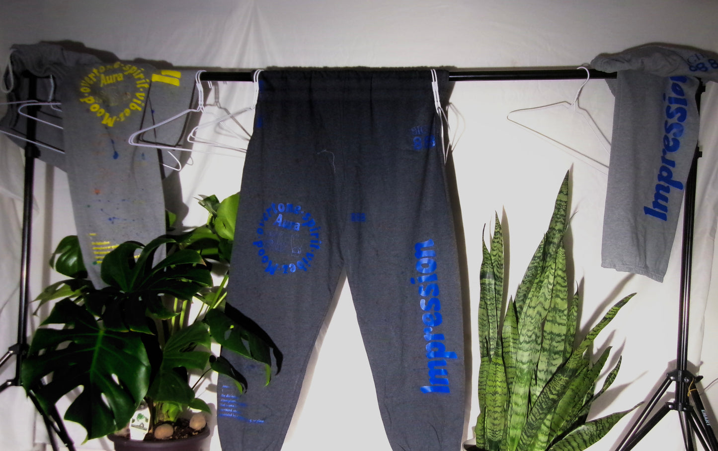 aura sweatpants