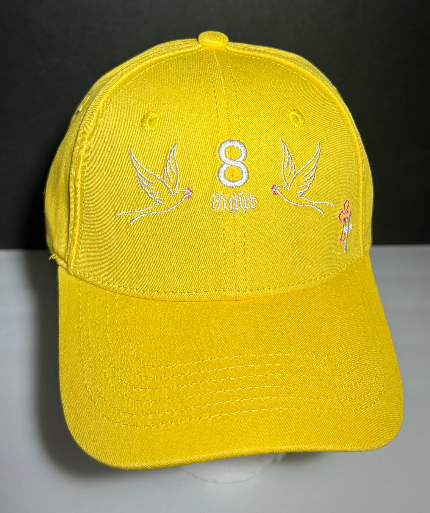 8ight Hat