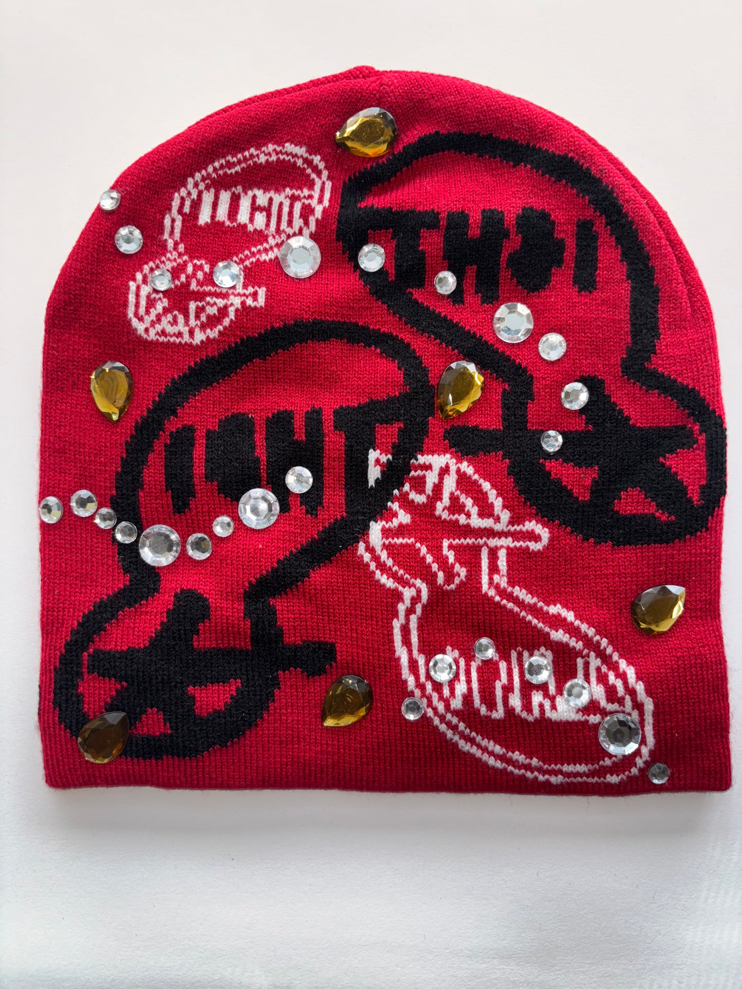 8ight beanie