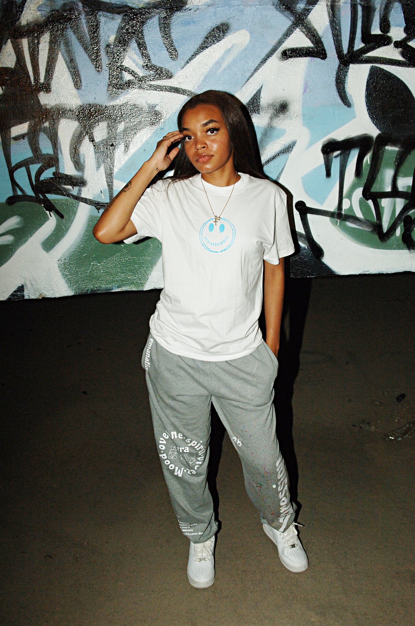 aura sweatpants