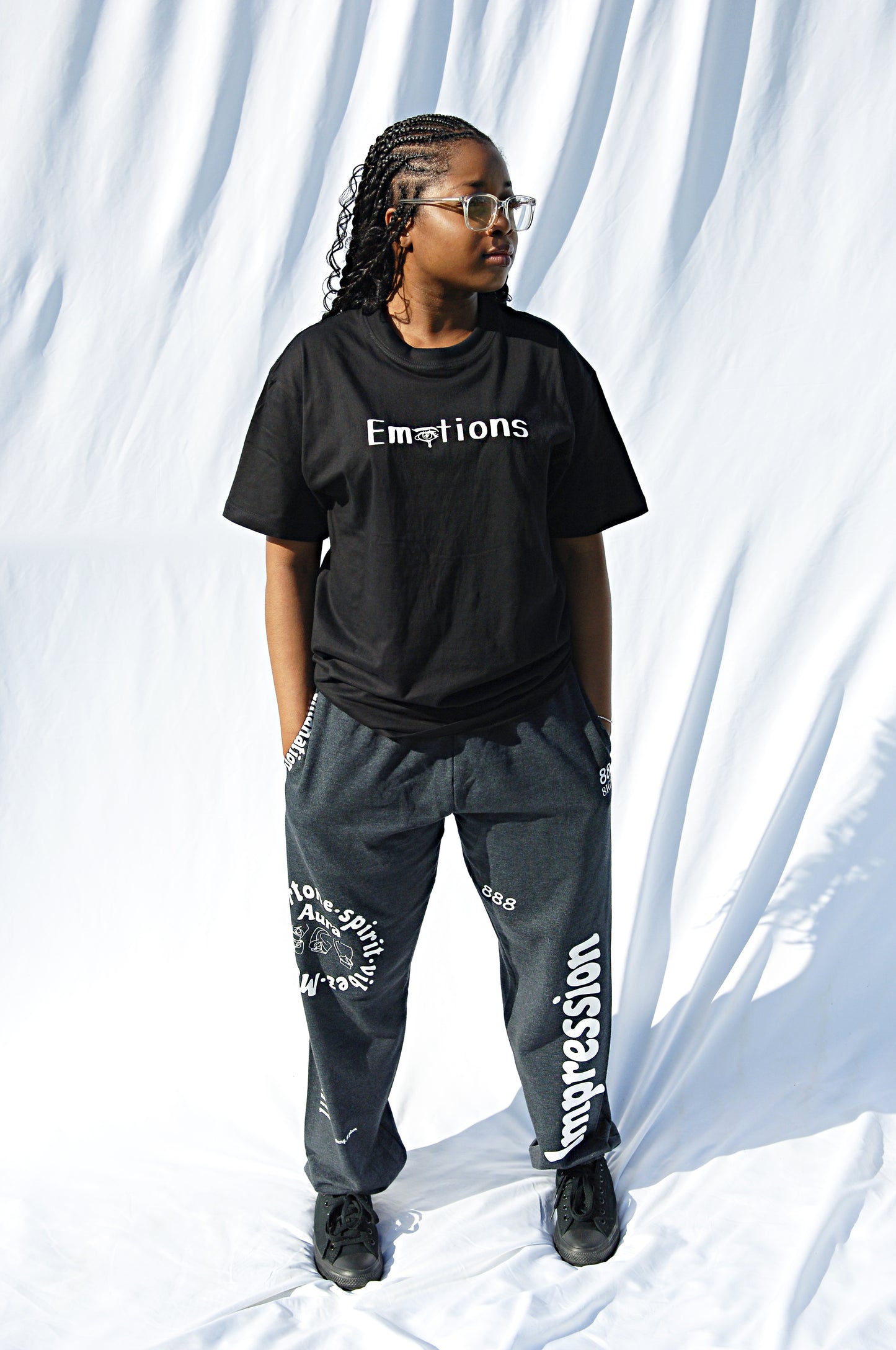 aura sweatpants